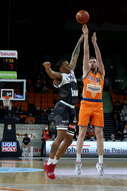 不仅仅是费 不仅仅是费