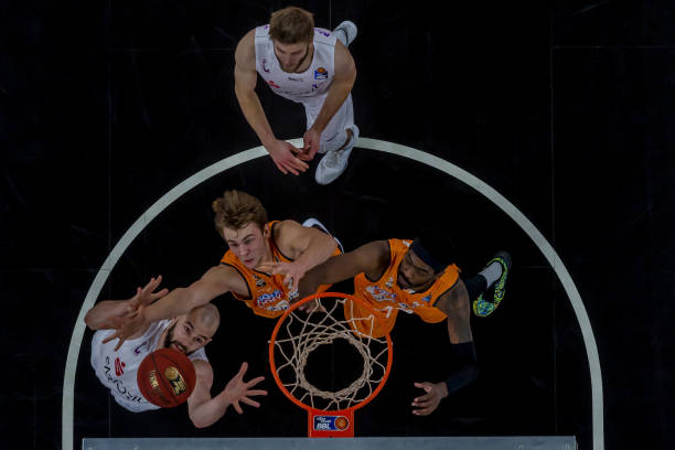 入了更多的 入了更多的